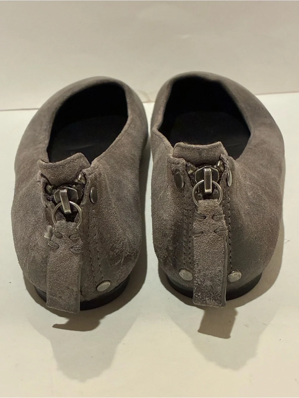 Vera Wang grey brushed suede ballet flats. Back zip. Sz 6.